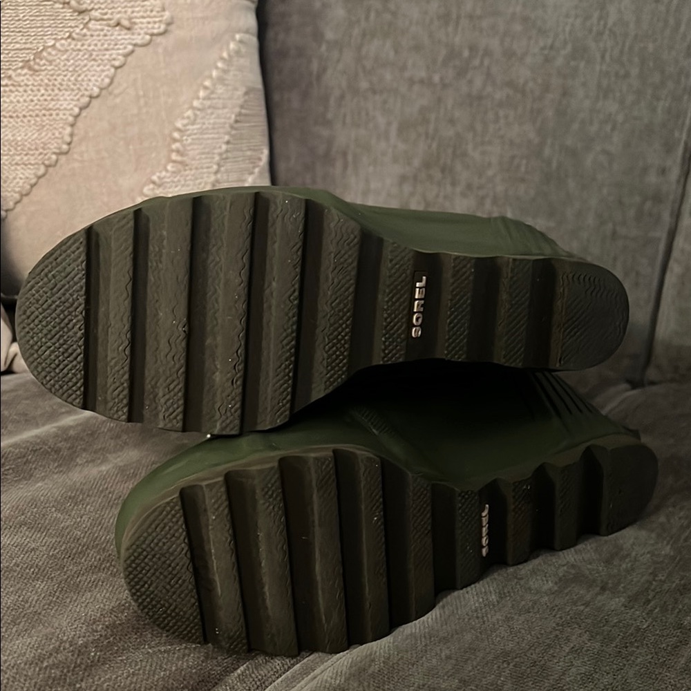 Sorel Green Joan RainWedge - Picture 4 of 7
